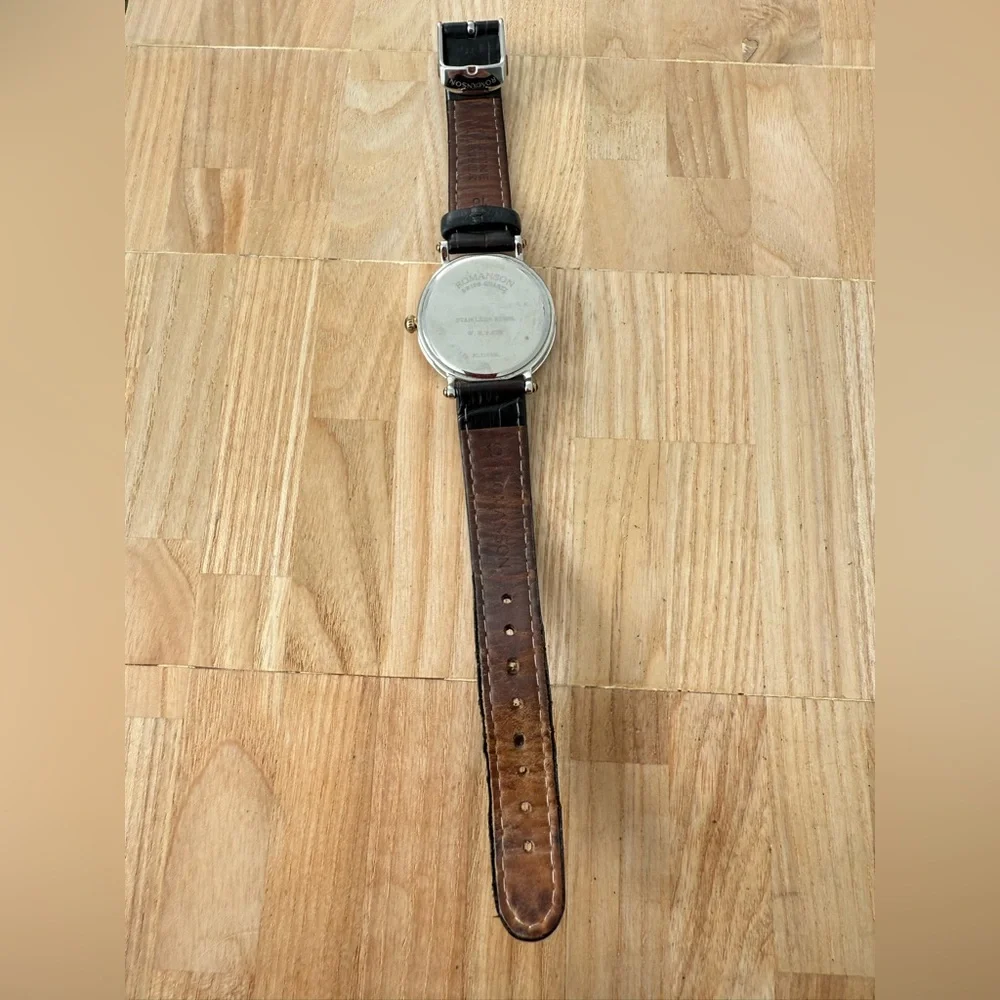 Romanson Swiss Quartz black leather watch NEW BATTERY